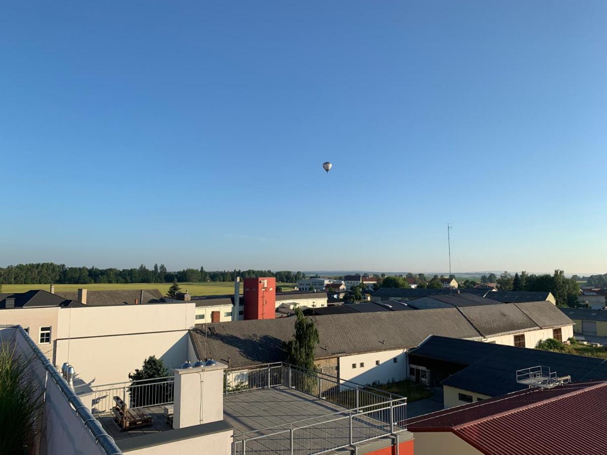Penthouse Wohnung Am Radweg Mit Dachterasse Waidhofen an der Thaya Exterior foto